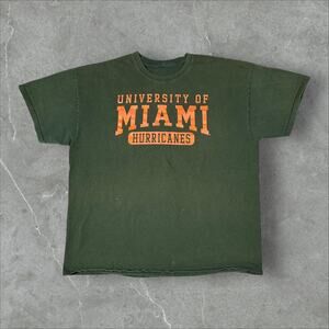 Vintage University Of Miami Hurricanes Size Large College Short Sleeve T-Shirt